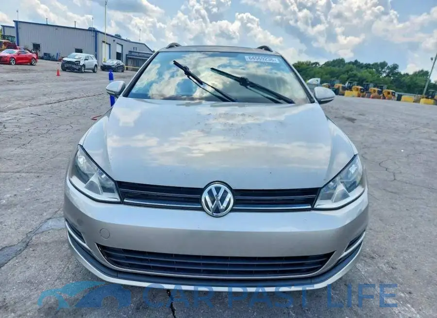3VW017AU6HM526078# 5