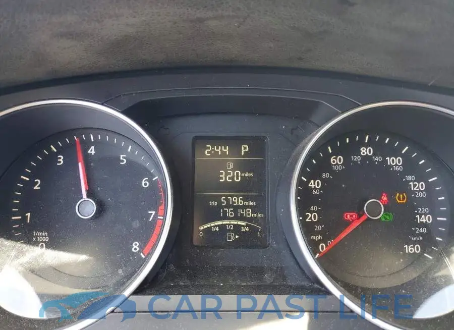 3VW2B7AJ8JM237950# 9