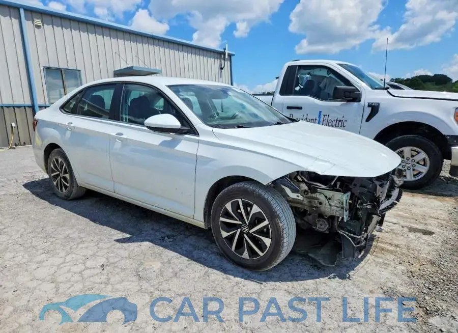 3VW5M7BU4RM004790# 4