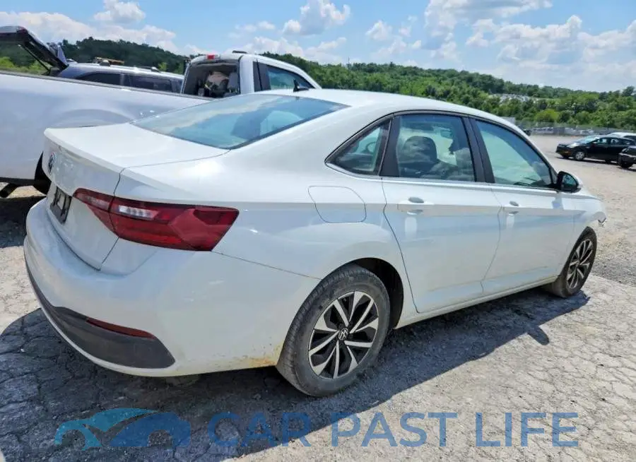 3VW5M7BU4RM004790# 3