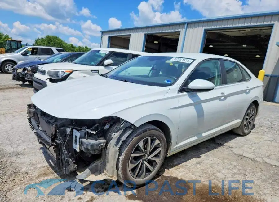 3VW5M7BU4RM004790# 1