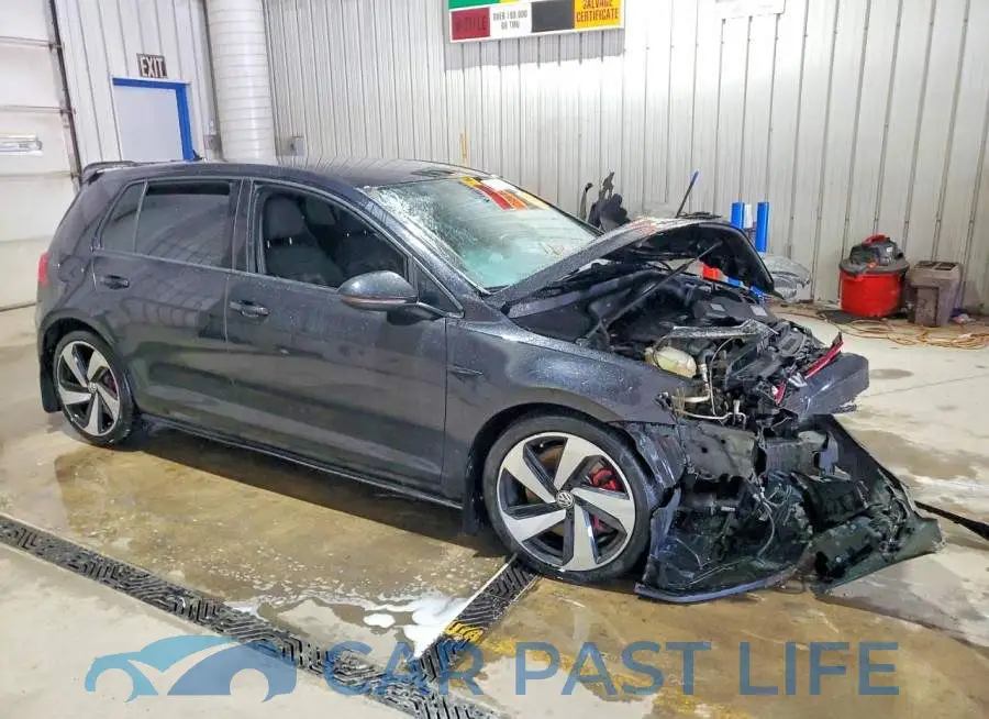 3VW5T7AU4LM000394# 4