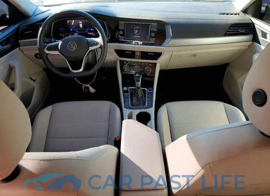 3VW7M7BU1RM022740# 8