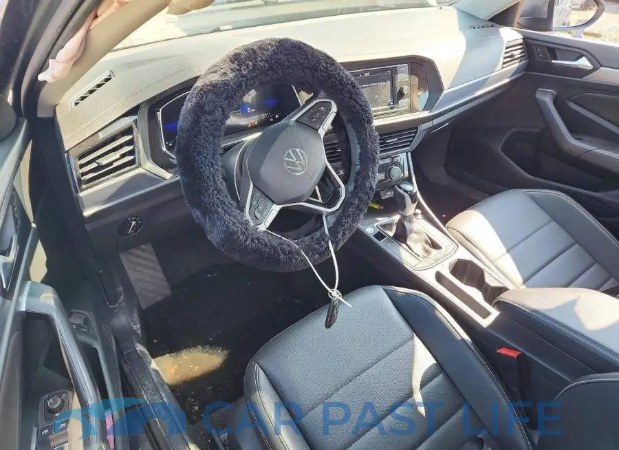 3VW7M7BU9RM024106# 8