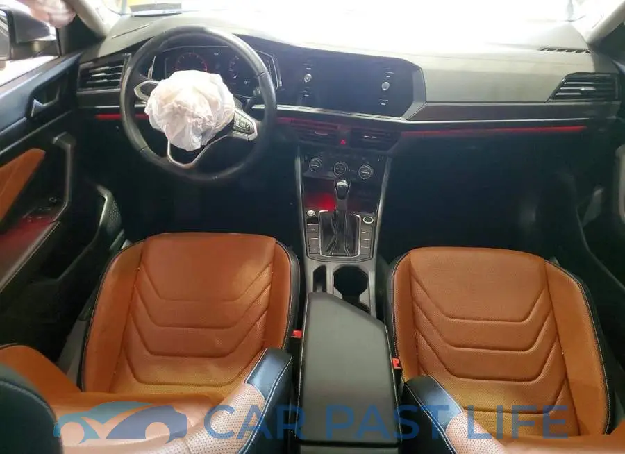 3VWGM7BU4RM028127# 8