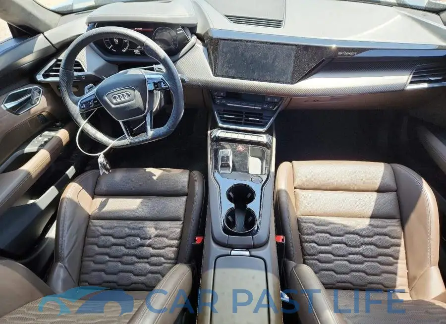 WAUEJBFW9R7004561# 8