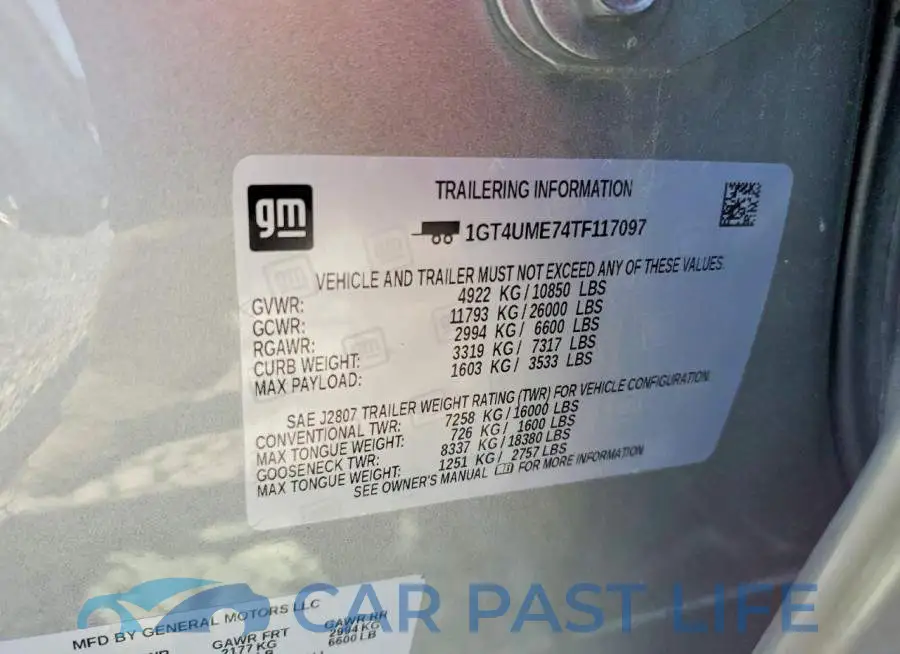 1GT4UME74TF117097# 12