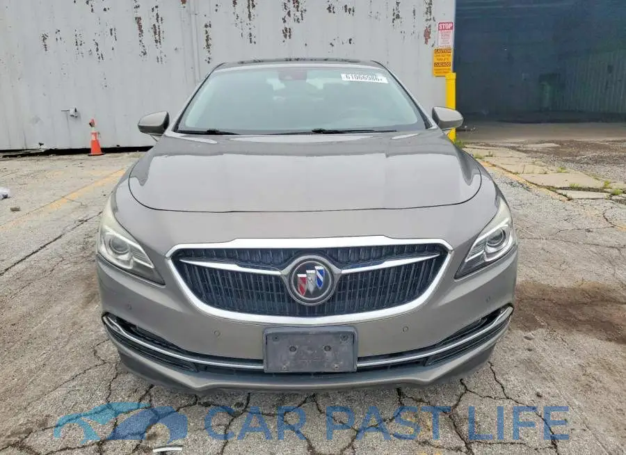 1G4ZR5SS3HU155845# 5