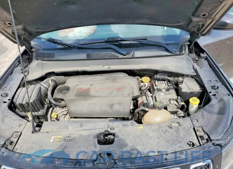 3C4NJDBB6JT176841# 12