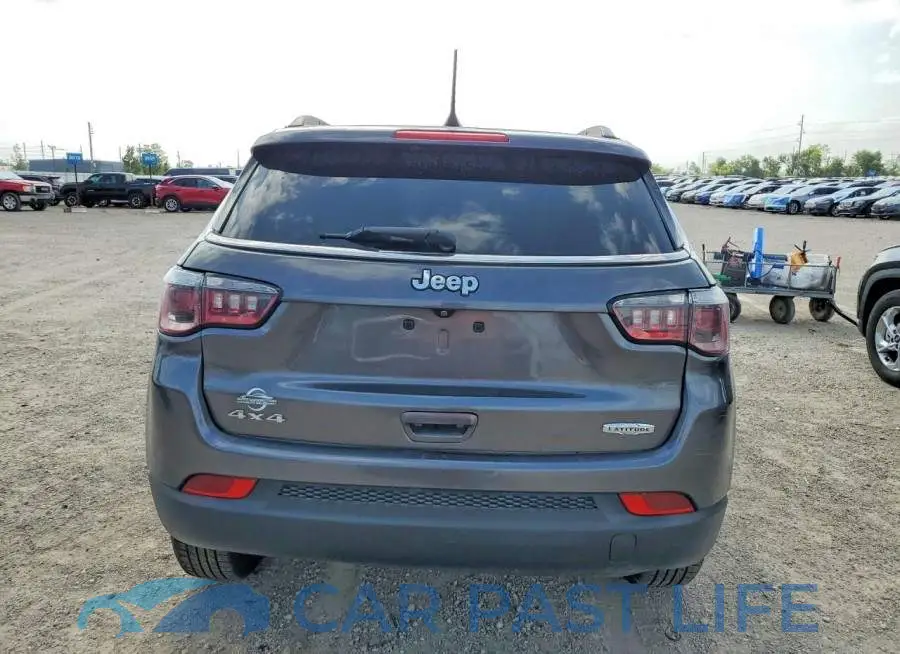 3C4NJDBB6JT176841# 6