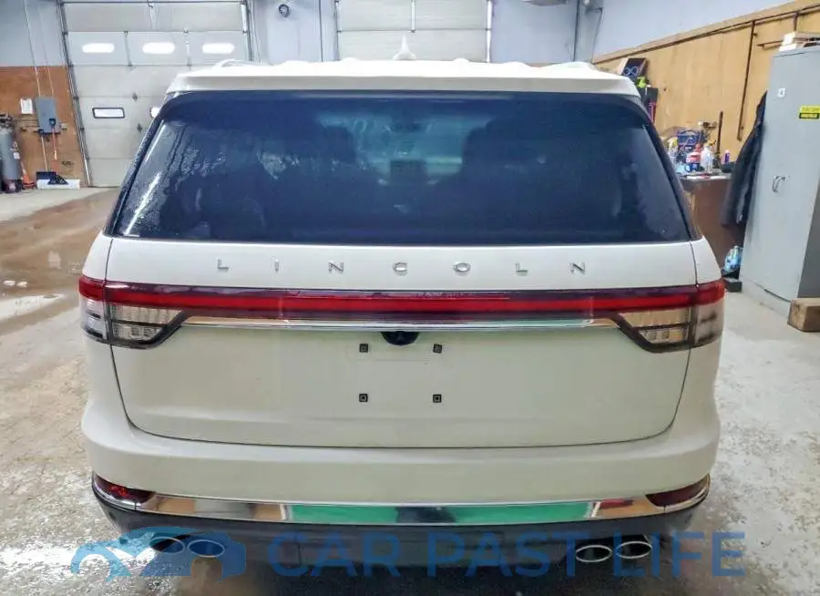 5LM5J7XC6LGL24358# 6