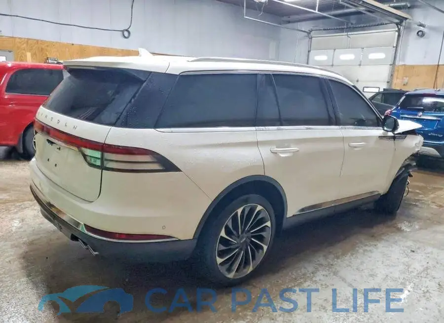 5LM5J7XC6LGL24358# 3