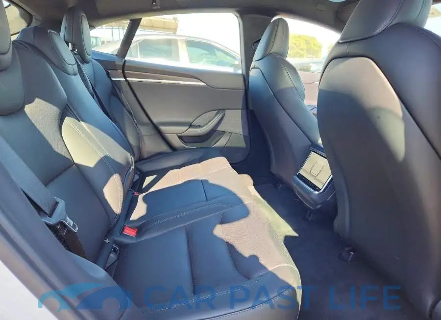 5YJSA1E52PF522981# 10