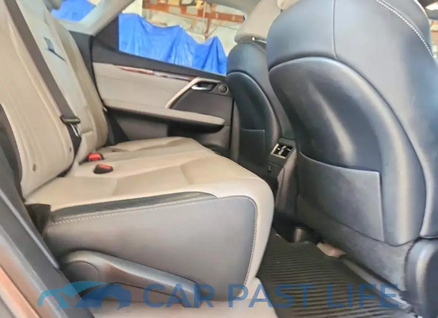 2T2BZMCA8HC111371# 11