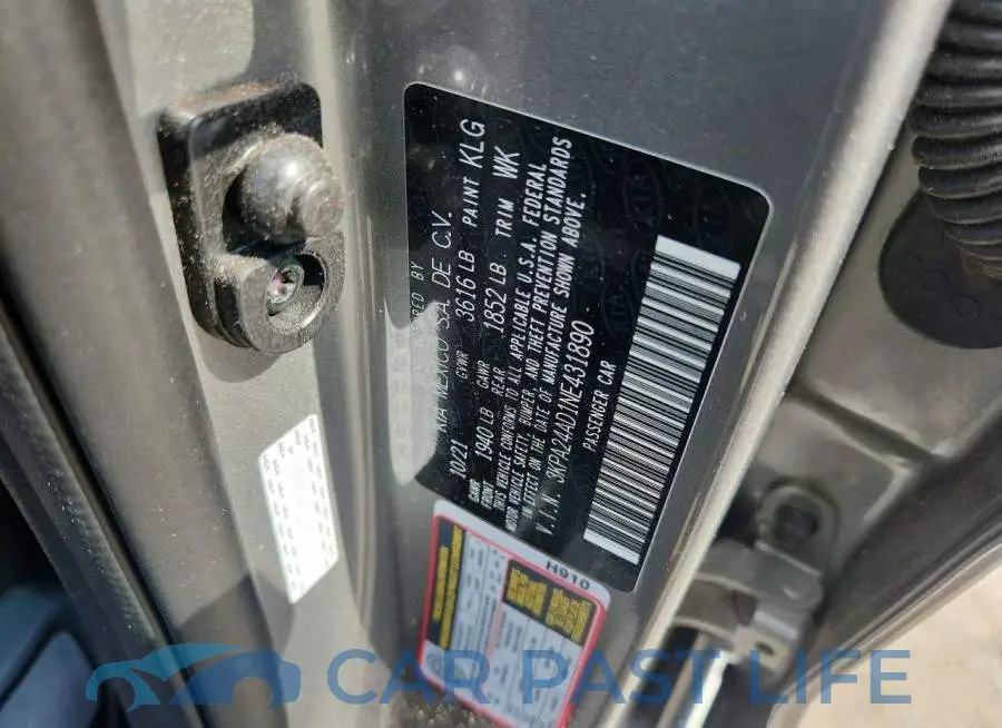 3KPA24AD1NE431890# 12