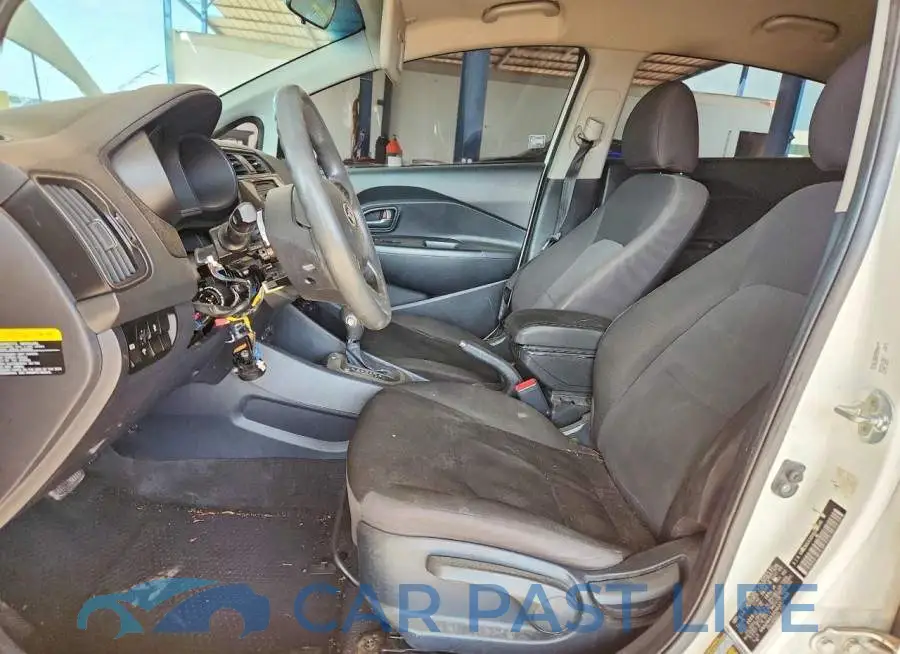 KNADM4A30H6037948# 7