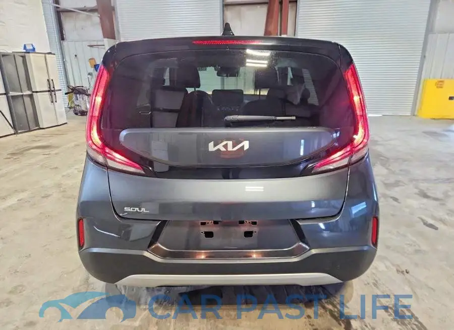 KNDJ23AUXR7910969# 6