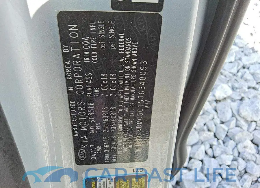 KNDMC5C15J6348093# 13
