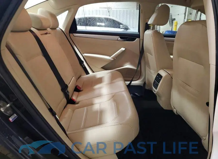 1VWLA7A34KC007978# 10