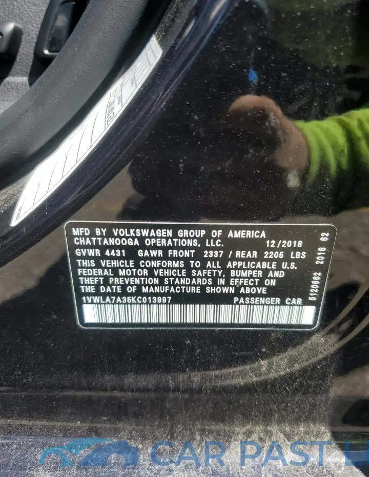 1VWLA7A35KC013997# 12