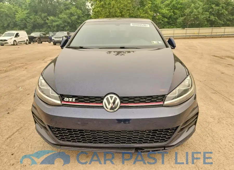 3VW547AU5JM297685# 5