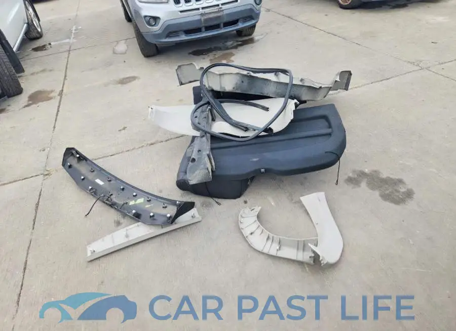 1N4BZ1CP0KC319760# 12