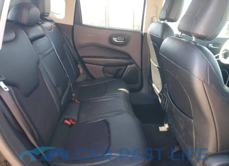 3C4NJDBB6JT155097# 11