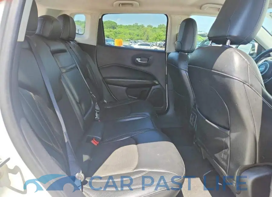 3C4NJDBB6JT192196# 11