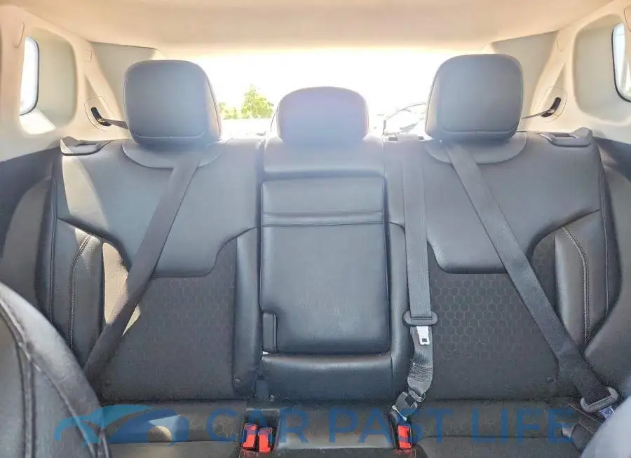 3C4NJDBB6JT192196# 10
