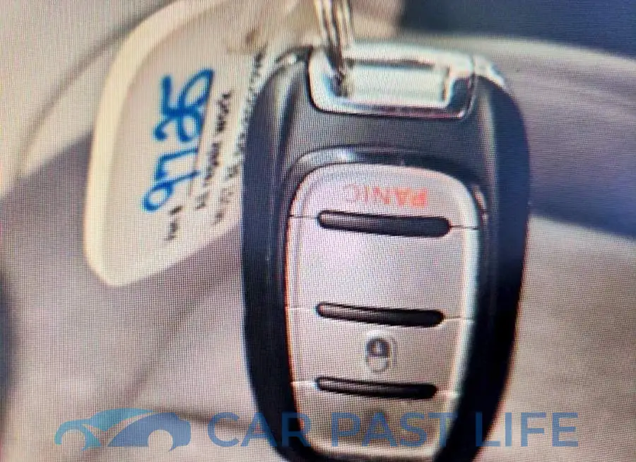 2C4RC1CG5MR580290# 14
