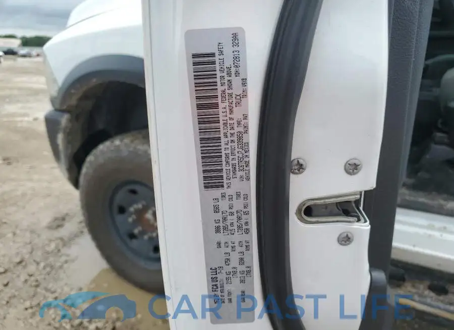 3C6TR5CJ7JG339850# 12