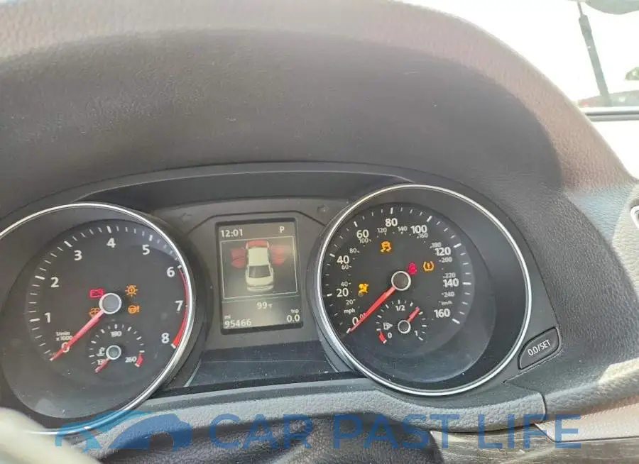 1VWCA7A36JC015062# 9