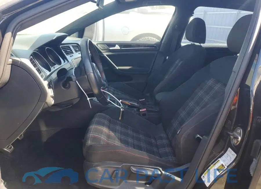 3VW547AU2HM042311# 7