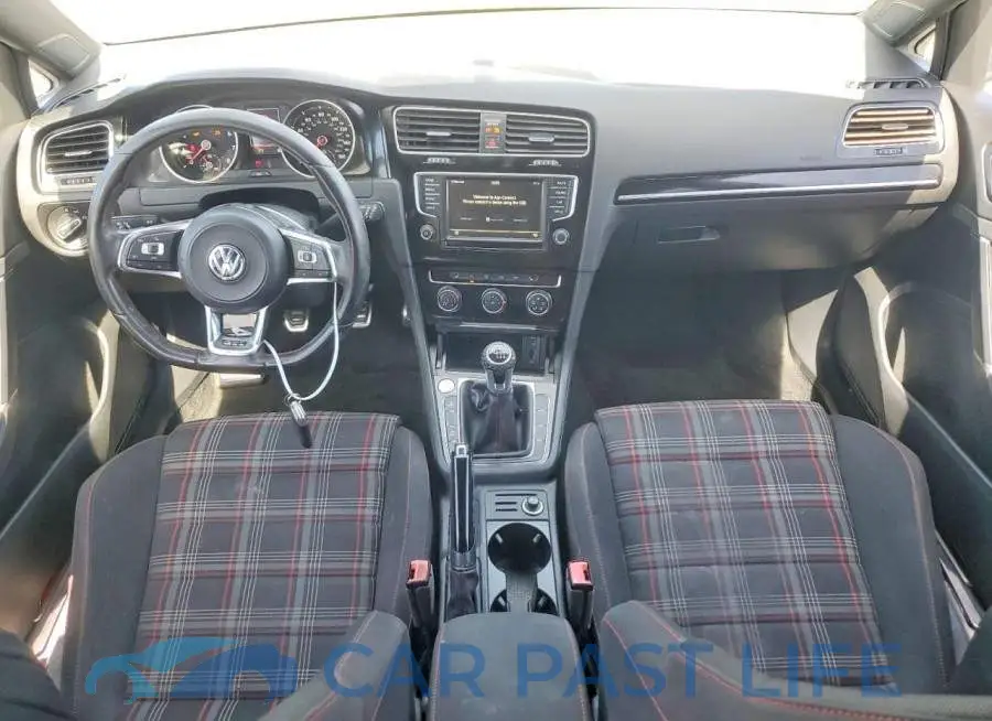 3VW547AU2HM042311# 8