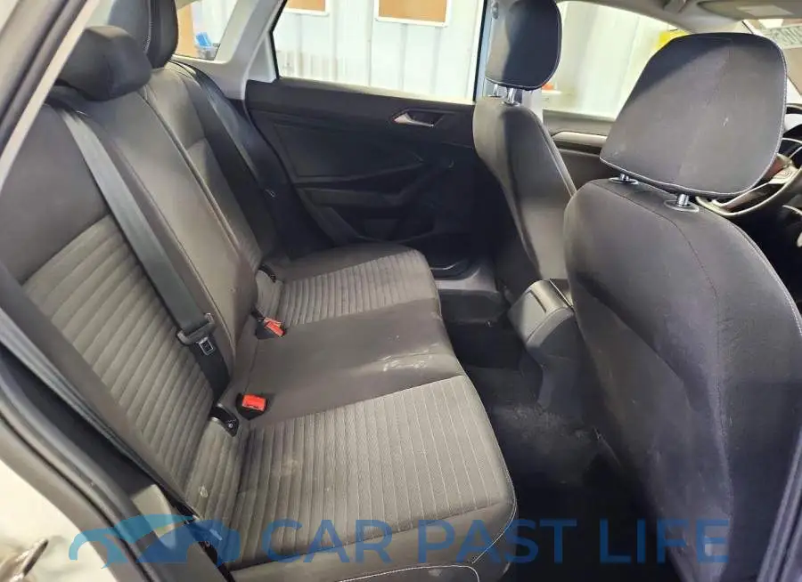 3VW5M7BU9RM019723# 10