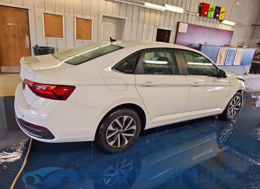 3VW5M7BU9RM019723# 3