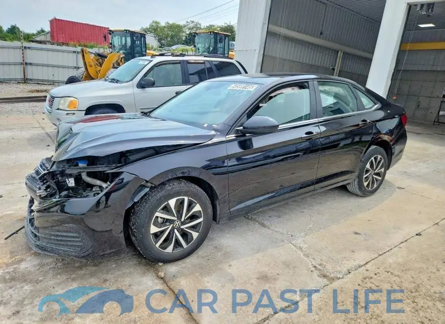 3VW5M7BUXRM047773# 1