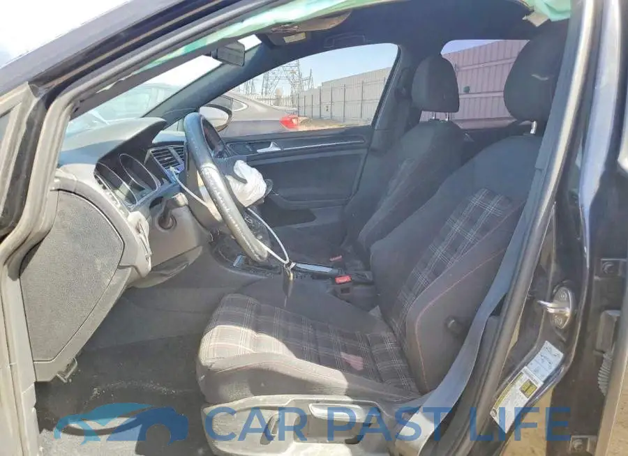 3VW6T7AU0LM004981# 7