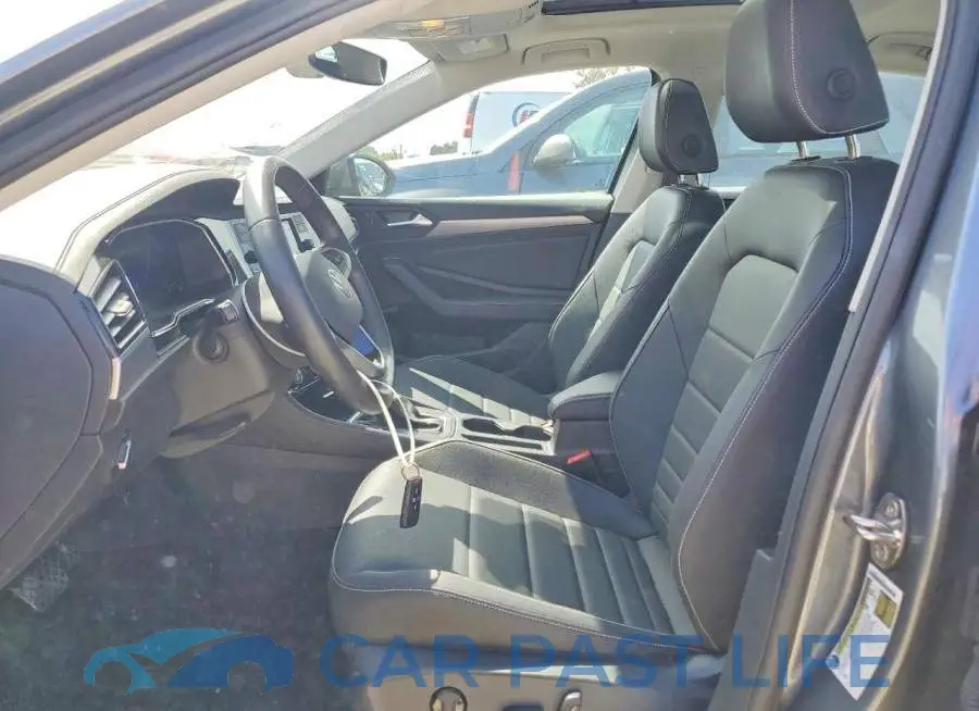 3VW7M7BU9RM075461# 7