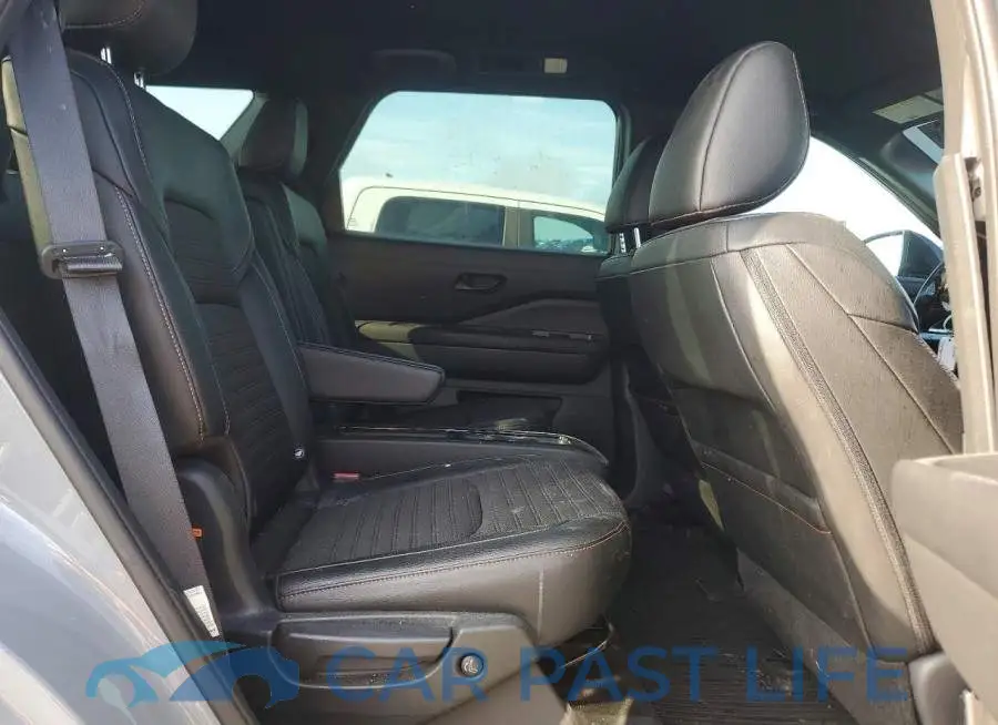 5N1DR3BD5RC221609# 11