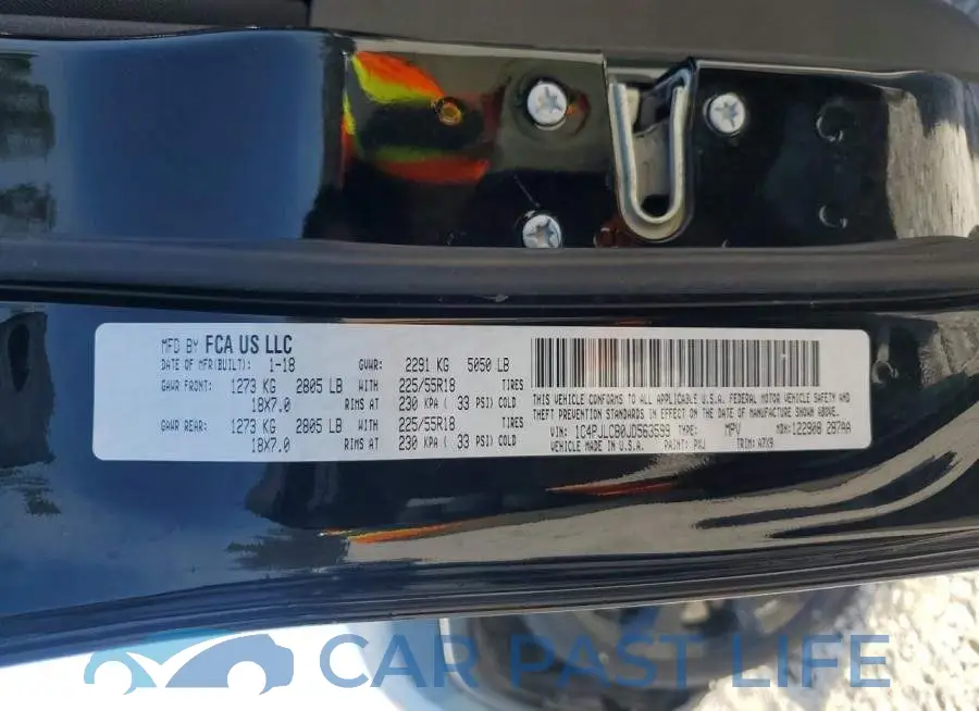 1C4PJLCB0JD563599# 13