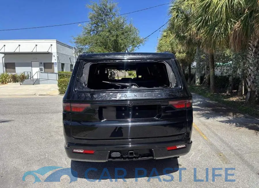 1C4SJVBP9RS116246# 6