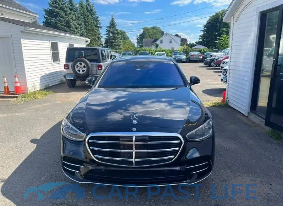 W1K6G7GB6NA136999# 13