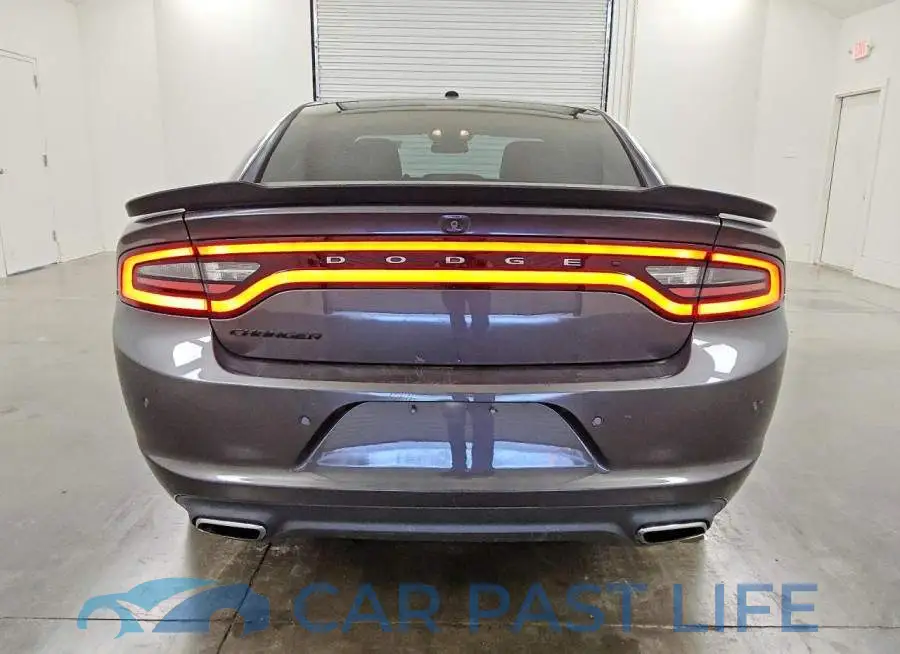 2C3CDXBG1JH157414# 6