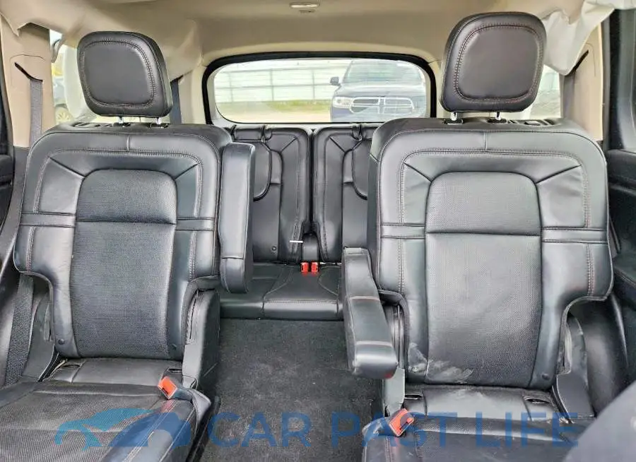 5LM5J7XC9NGL12126# 10