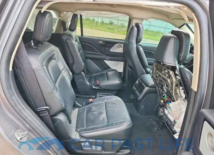 5LM5J7XC9NGL12126# 11