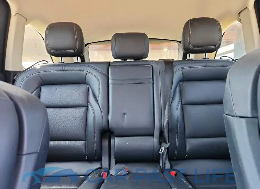 5LMPJ8J40SJ890940# 10