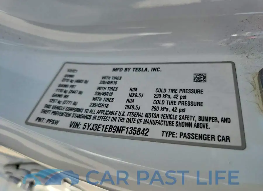 5YJ3E1EB9NF135842# 12