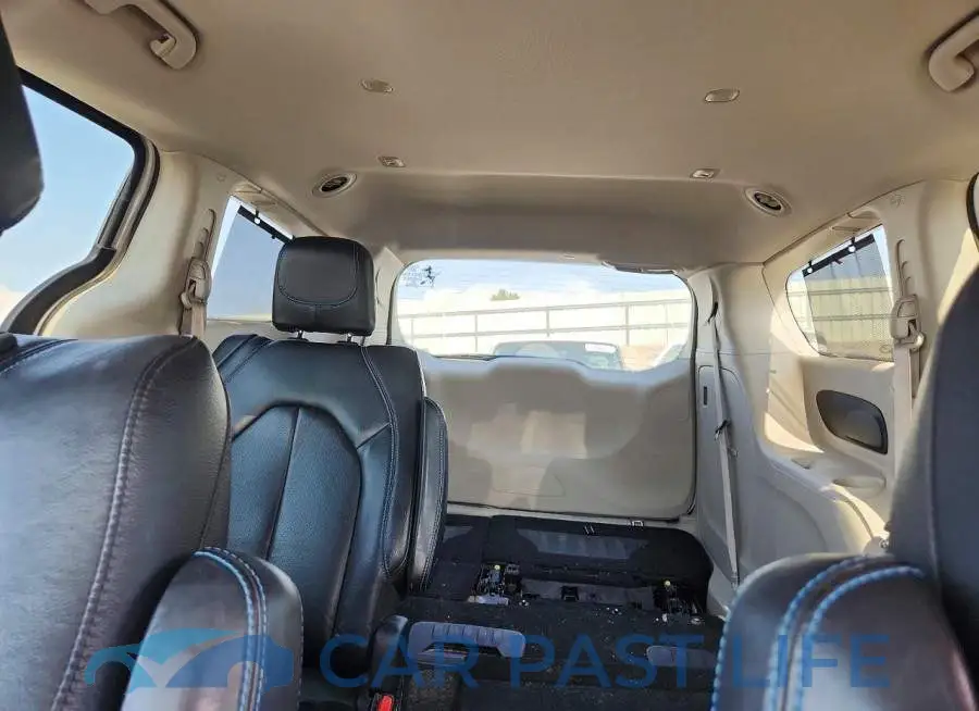 2C4RC1BG9MR520143# 10