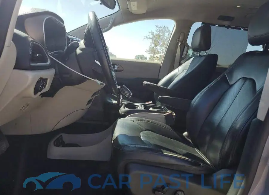 2C4RC1BGXJR116280# 7